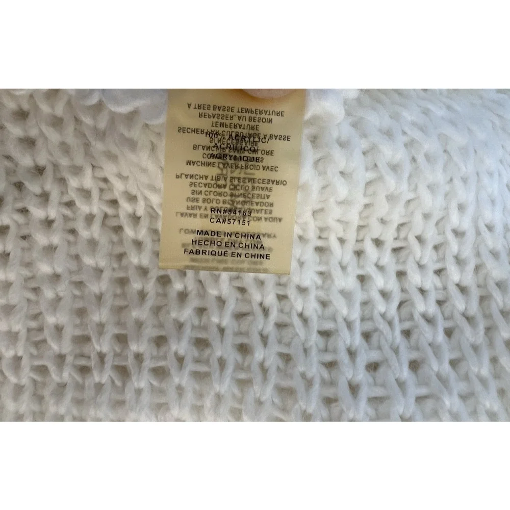 CALVIN‎ KLEIN White Infinity scarf 84